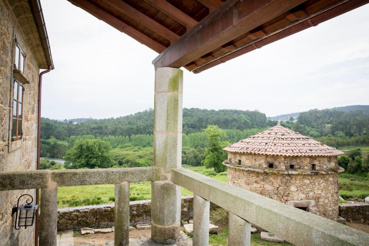Monasterio Y Pension De Moraime Kültér fotó