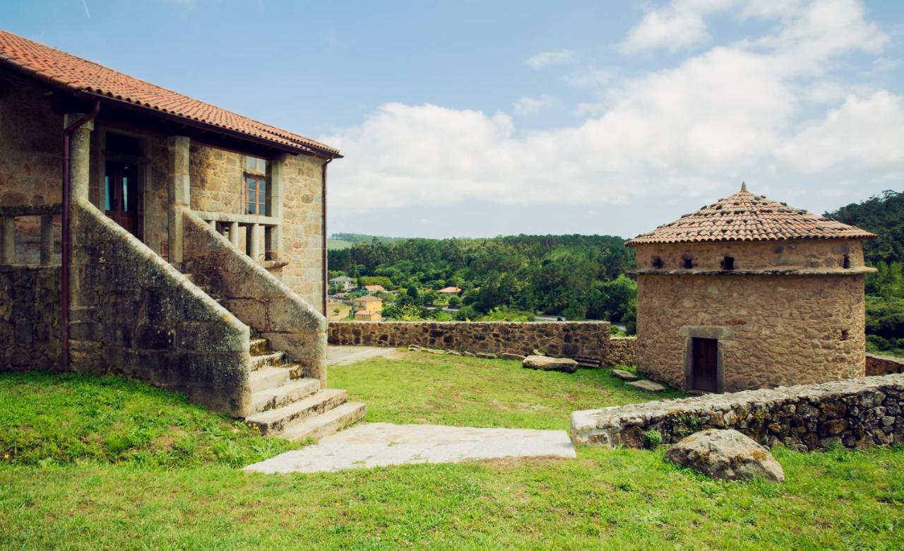 Monasterio Y Pension De Moraime Kültér fotó